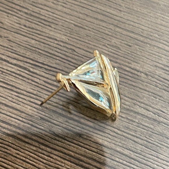 Vintage Gold-tone Sailboat Pin - Picture 16 of 16